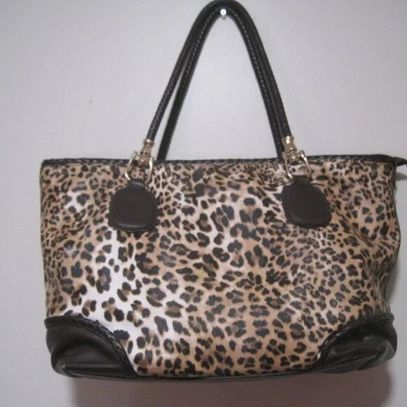 Large Charming Charlie Brown Leopard Print Floral Interior Zipper Leather Purse - Picture 3 of 7